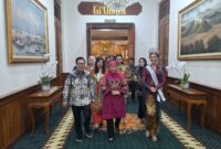 Gubernur Khofifah saat menerima kunjungan Puteri Indonesia 2025 di Grahadi (Foto: Kominfo Jatm)